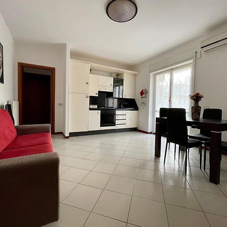 Irene'S Apartment Террачина Экстерьер фото