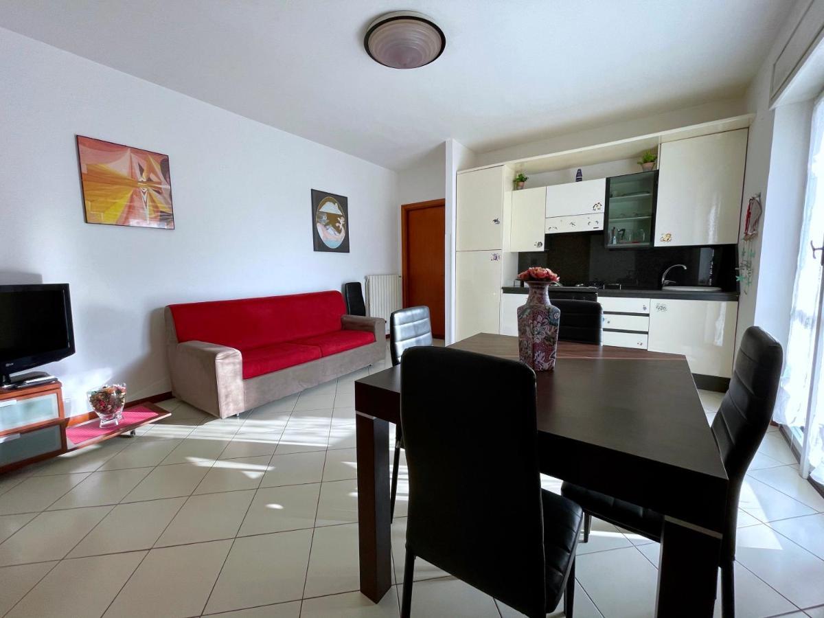 Irene'S Apartment Террачина Экстерьер фото